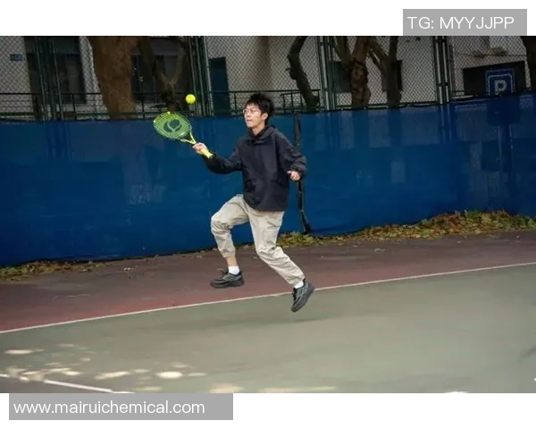 南京网球队迎来速度变革引发热议提升竞技水平与训练方式的全新探索 南京网球队迎来速度变革引发热议提升竞技水平与训练方式的全新探索